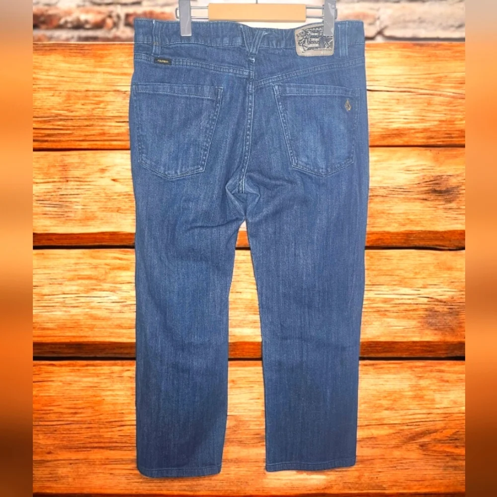 VOLCOM Kinkade Regular Fit- W32 SHORT - Picture 3 of 8